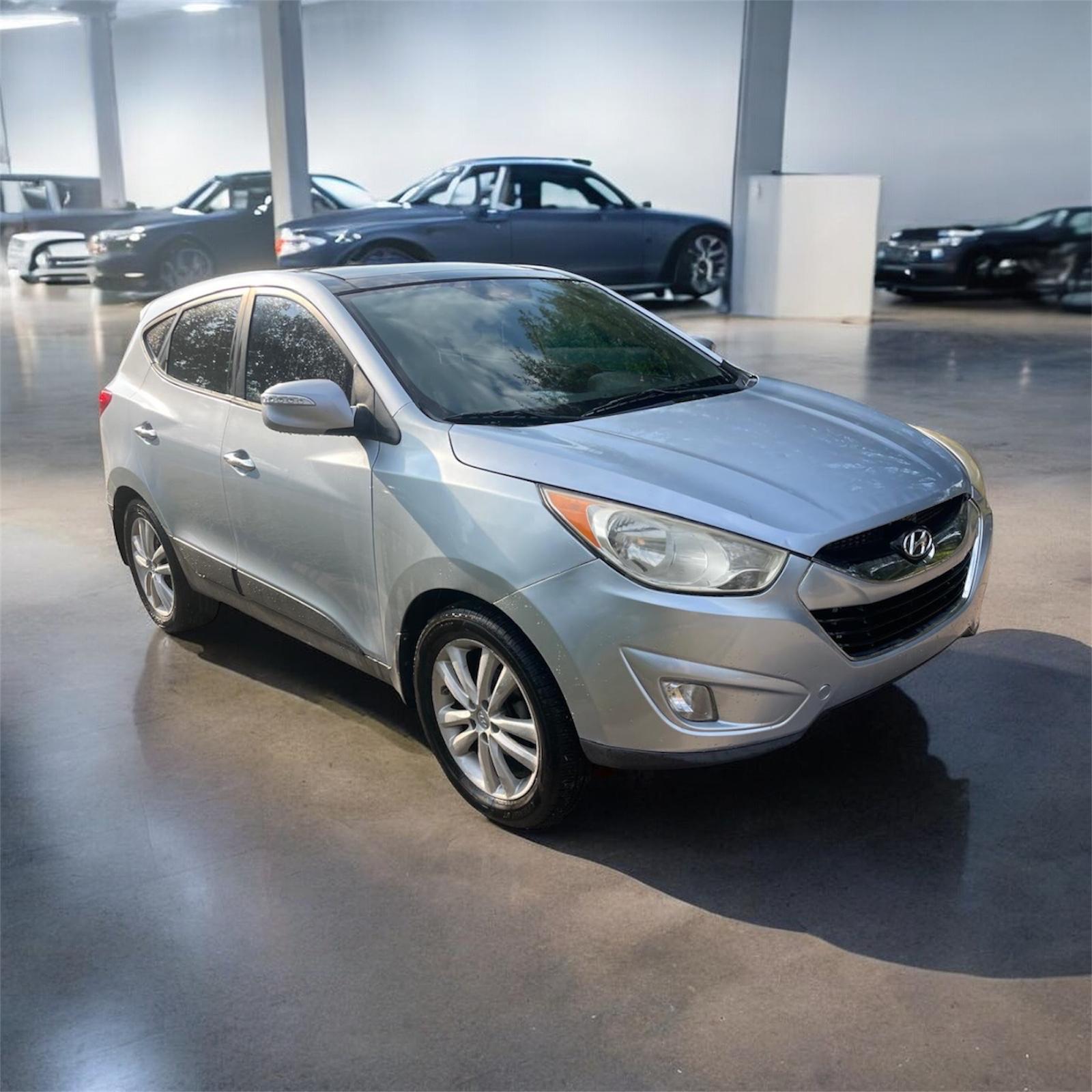 Blue 2011 Hyundai Tucson Limited FWD SUV / Crossover Front-Wheel Drive Automatic
