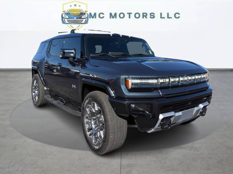 2025 GMC Hummer EV 3X SUV's photo