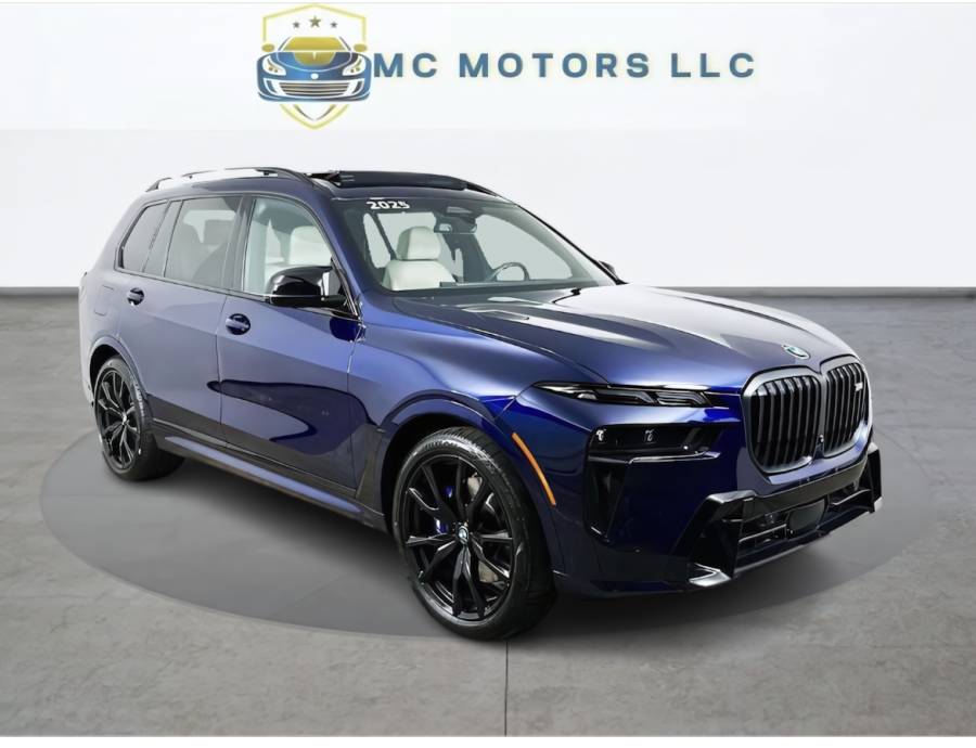 2025.0 BMW X7 M60i's photo
