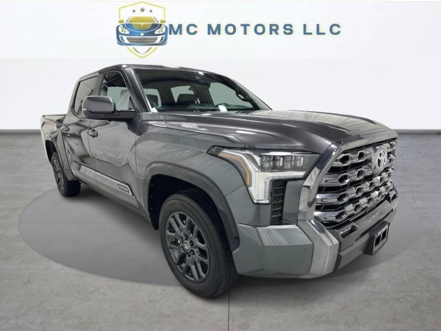 2025 Toyota Tundra Platinum 3.4L 4WD CrewMax 5.5' Bed's photo